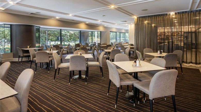<b>Pullman Hyde Park Sydney Meeting</b>. Images powered by <a href="https://iceportal.shijigroup.com/" title="IcePortal" target="_blank">IcePortal</a>.