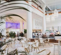 Pullman Cairns International Exterior