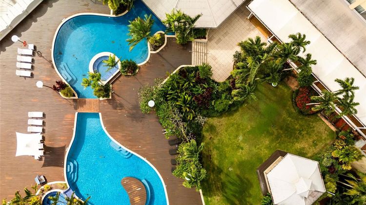 Pullman Cairns International Pool