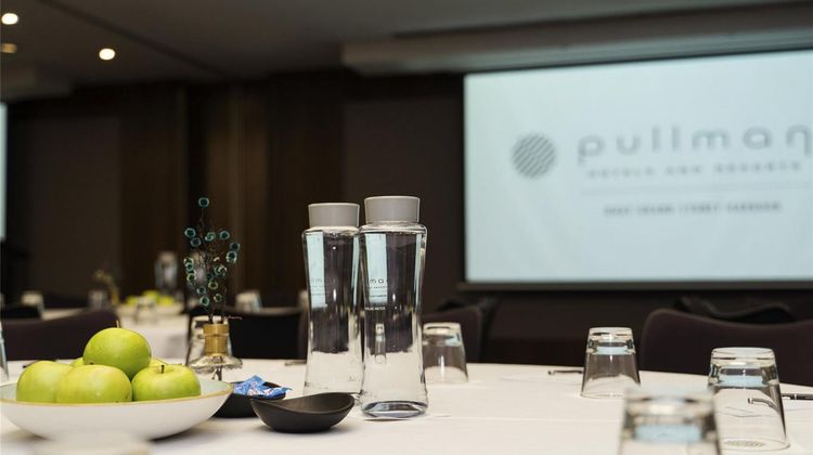 Pullman Quay Grand Sydney Harbour Meeting