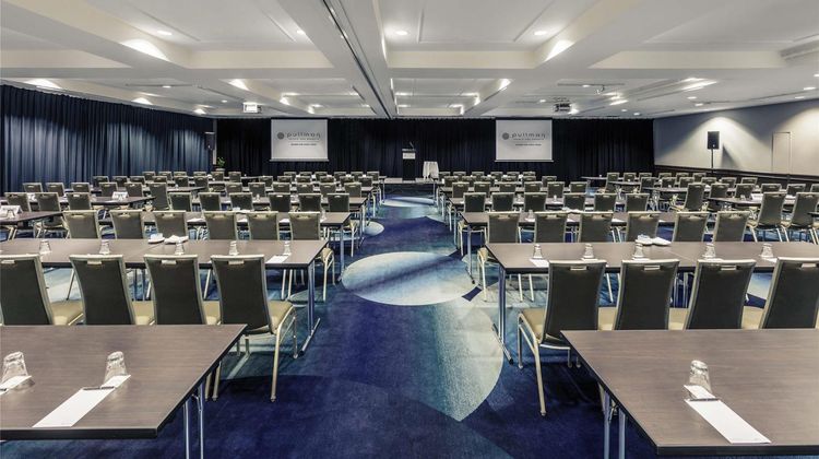 Mercure Brisbane King George Square Meeting