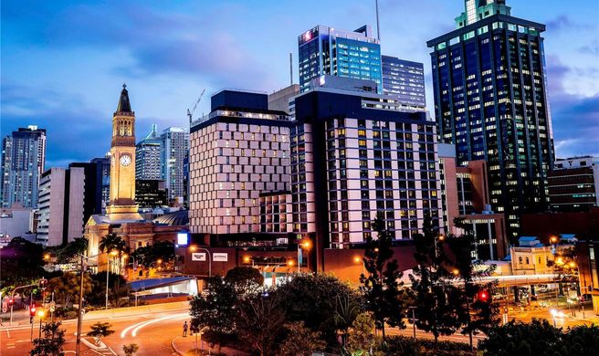 Pullman Brisbane King George Square Exterior