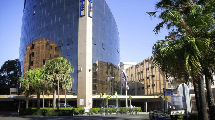 Novotel Sydney Parramatta Exterior