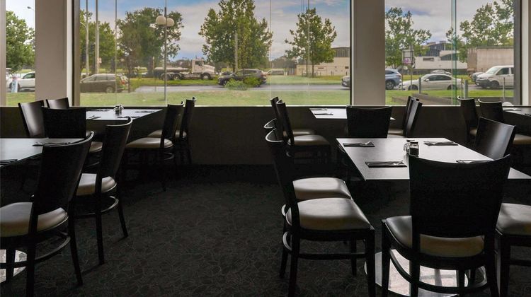 Pullman Melbourne Albert Park Restaurant