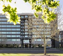 Pullman Melbourne Albert Park Exterior