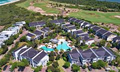 Pullman Magenta Shores Resort