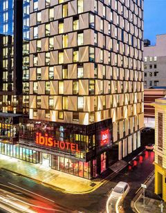 Ibis Adelaide