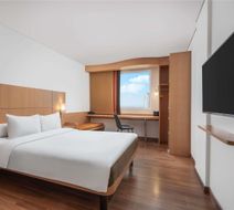 Ibis Gading Serpong Room