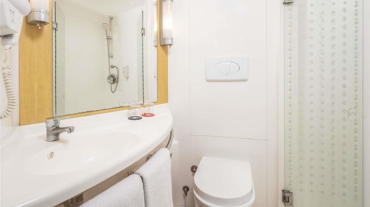Ibis Gading Serpong Room