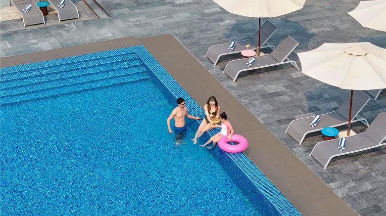 <b>Pullman Danang Beach Resort Pool</b>. Images powered by <a href="https://iceportal.shijigroup.com/" title="IcePortal" target="_blank">IcePortal</a>.