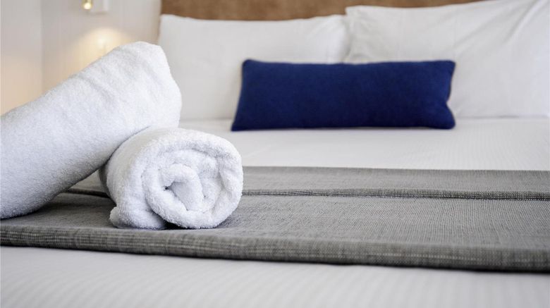 <b>Mercure Charlestown Room</b>. Images powered by <a href="https://iceportal.shijigroup.com/" title="IcePortal" target="_blank">IcePortal</a>.