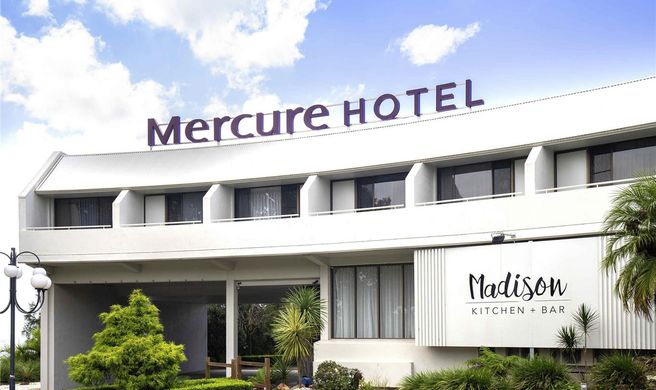 Mercure Charlestown Exterior