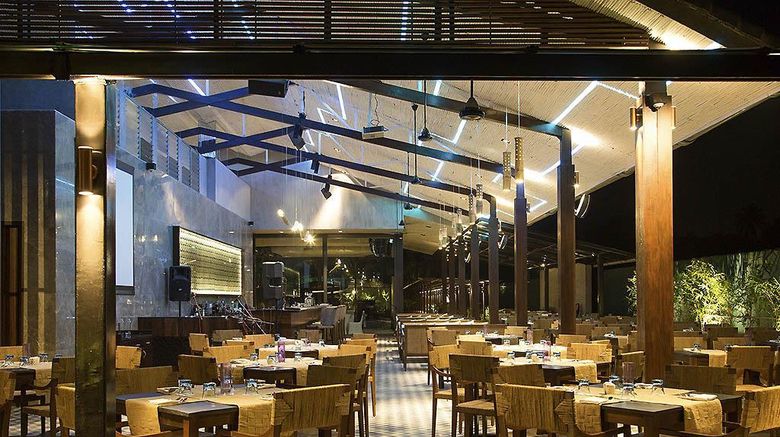 <b>Novotel Goa Candolim Restaurant</b>. Images powered by <a href="https://iceportal.shijigroup.com/" title="IcePortal" target="_blank">IcePortal</a>.