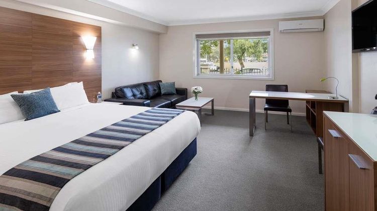 Mercure Wagga Wagga Room
