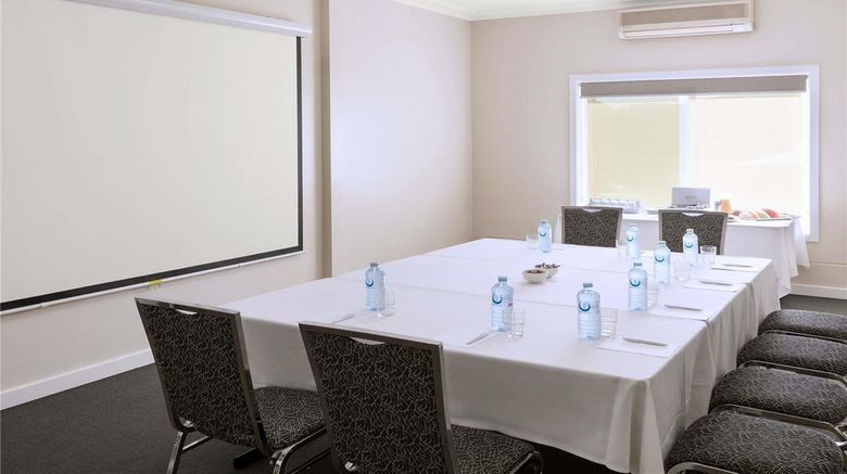 <b>Mercure Wagga Wagga Meeting</b>. Images powered by <a href="https://iceportal.shijigroup.com/" title="IcePortal" target="_blank">IcePortal</a>.