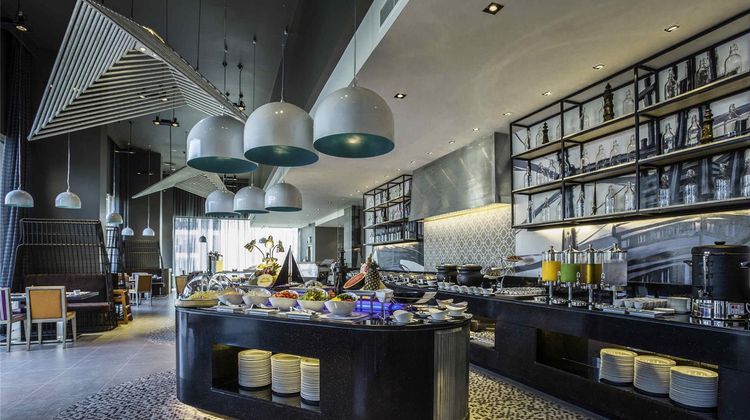 Mercure Pattaya Ocean Resort Restaurant