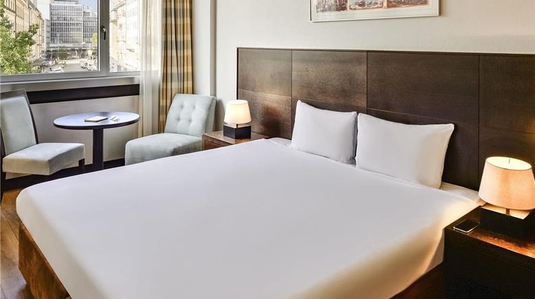 <b>Adagio Geneve Mont Blanc Hotel Room</b>. Images powered by <a href="https://iceportal.shijigroup.com/" title="IcePortal" target="_blank">IcePortal</a>.
