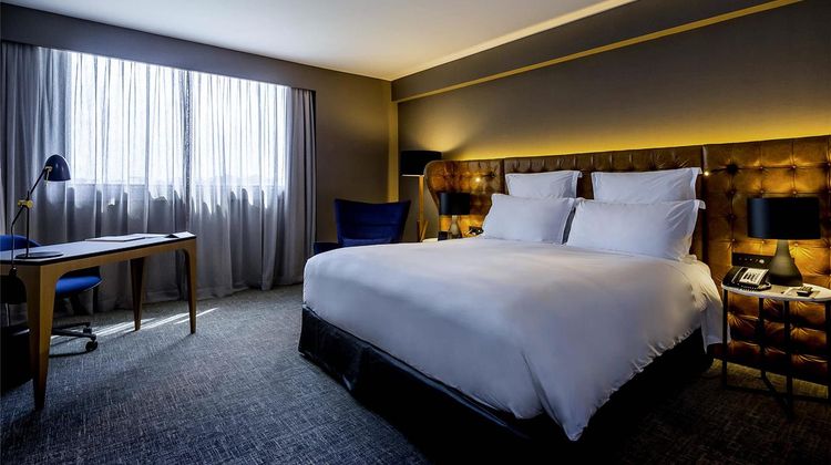 Pullman SP Guarulhos Airport Hotel Room