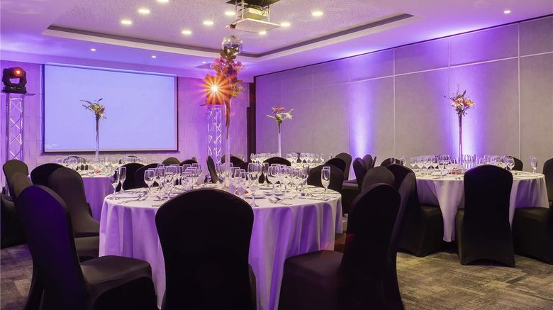 <b>Mercure Santiago Centro Meeting</b>. Images powered by <a href="https://iceportal.shijigroup.com/" title="IcePortal" target="_blank">IcePortal</a>.