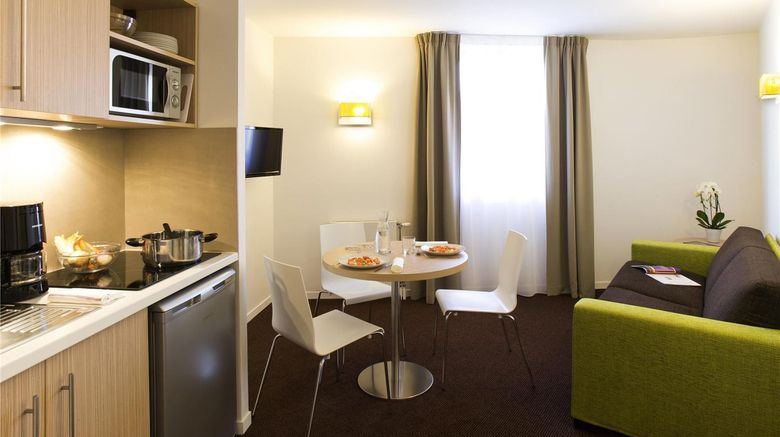 <b>Adagio Access Le Havre Room</b>. Images powered by <a href="https://iceportal.shijigroup.com/" title="IcePortal" target="_blank">IcePortal</a>.