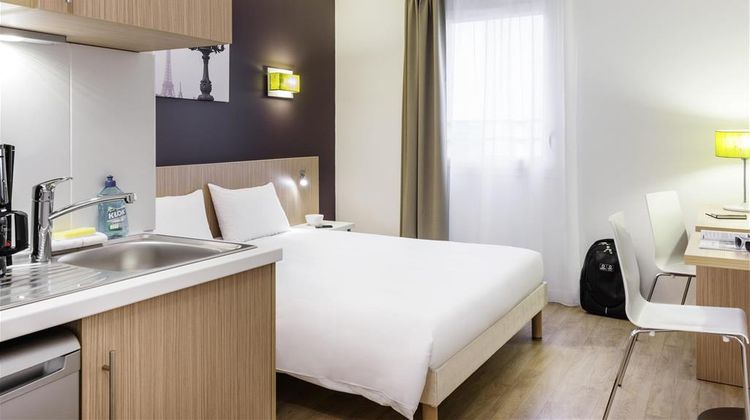 Adagio Access Paris Clichy Room
