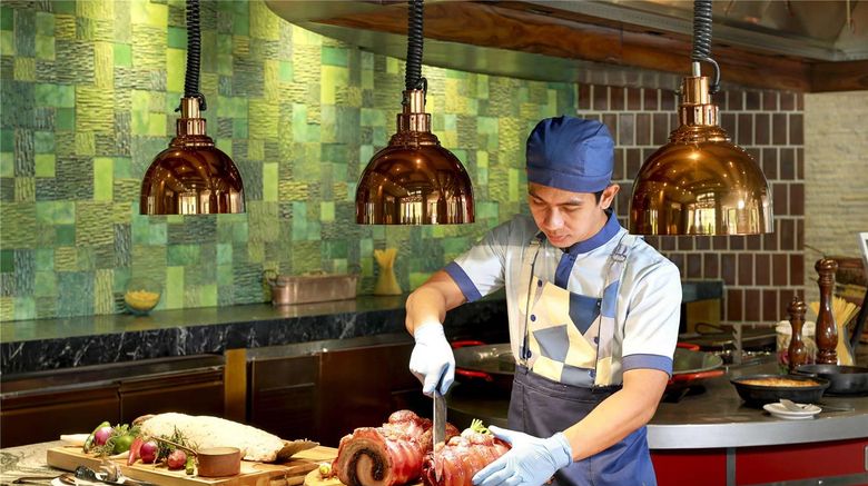 <b>Sofitel Bali Nusa Dua Beach Resort Restaurant</b>. Images powered by <a href="https://iceportal.shijigroup.com/" title="IcePortal" target="_blank">IcePortal</a>.