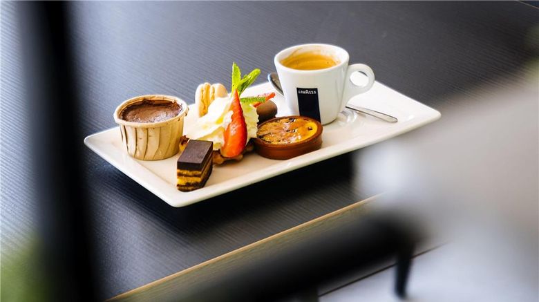 <b>Ibis Styles Lille Marcq en Baroeul Restaurant</b>. Images powered by <a href="https://iceportal.shijigroup.com/" title="IcePortal" target="_blank">IcePortal</a>.