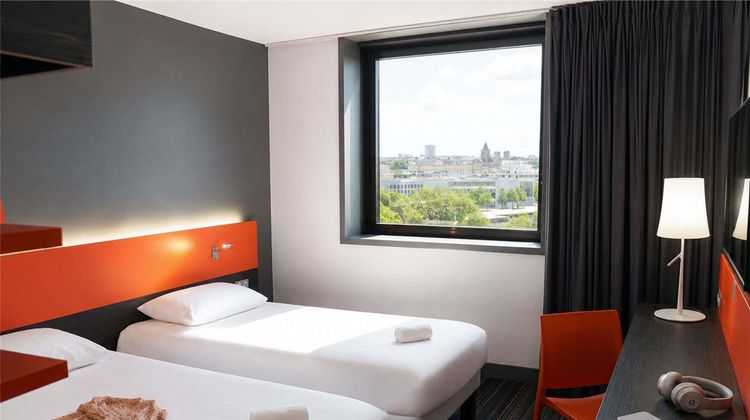 Ibis Styles Caen Rives de Orne Room