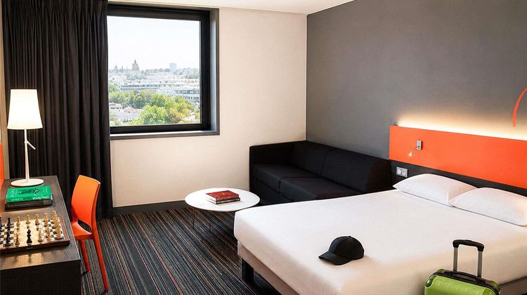 Ibis Styles Caen Rives de Orne Room