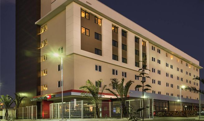 Ibis Porto Alegre Assis Brasil Exterior