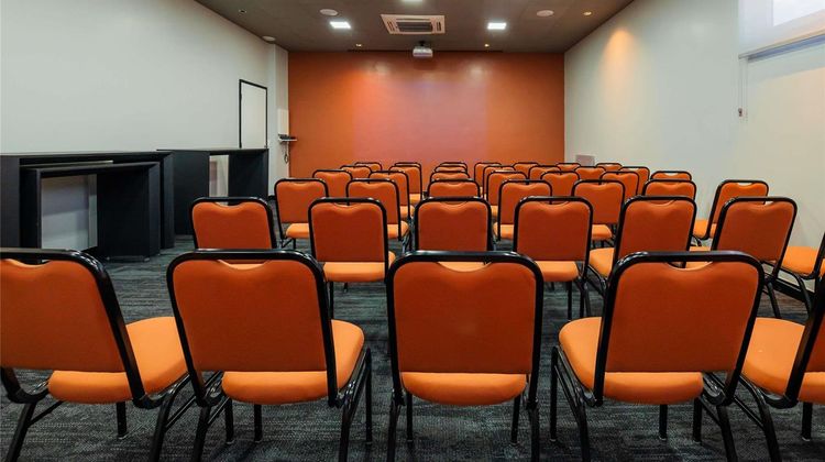 Ibis Porto Alegre Assis Brasil Meeting