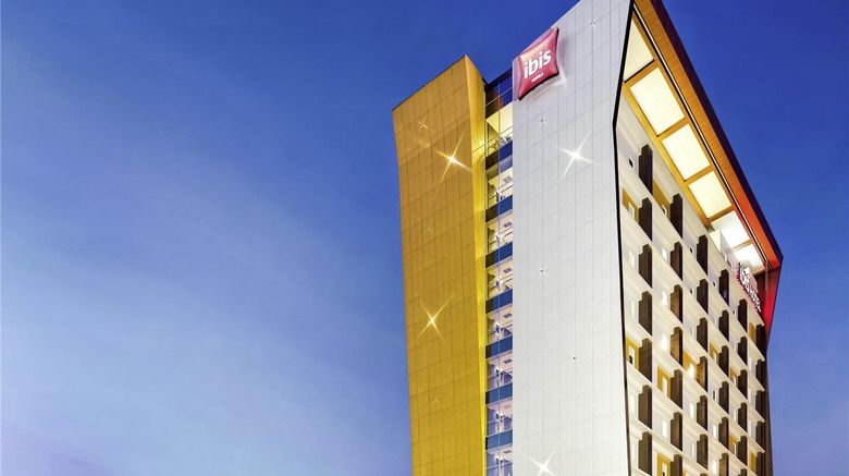 <b>Ibis Padang Exterior</b>. Images powered by <a href="https://iceportal.shijigroup.com/" title="IcePortal" target="_blank">IcePortal</a>.