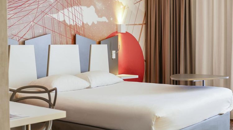 Ibis Styles Poitiers Centre Room