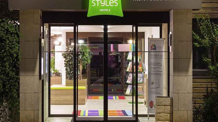 Ibis Styles Niort Poitou Charentes Exterior