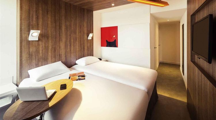 Ibis Styles Niort Poitou Charentes Room