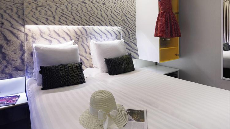 Ibis Styles Amsterdam Central Station Room