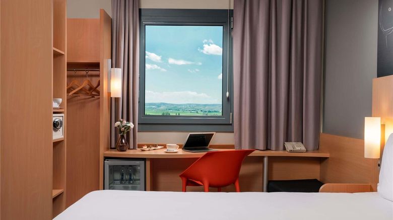 <b>Ibis Ankara Airport Room</b>. Images powered by <a href="https://iceportal.shijigroup.com/" title="IcePortal" target="_blank">IcePortal</a>.