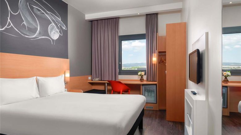 <b>Ibis Ankara Airport Room</b>. Images powered by <a href="https://iceportal.shijigroup.com/" title="IcePortal" target="_blank">IcePortal</a>.