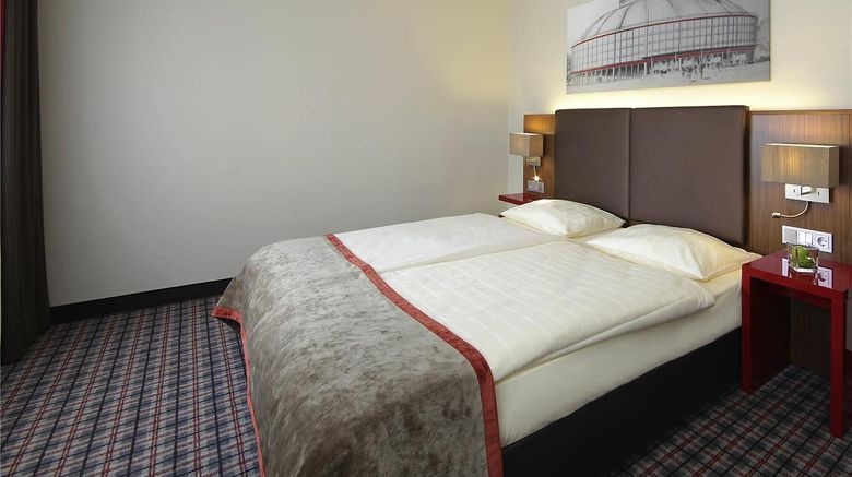 <b>Mercure Hotel Dortmund Messe & Kongress Room</b>. Images powered by <a href="https://iceportal.shijigroup.com/" title="IcePortal" target="_blank">IcePortal</a>.