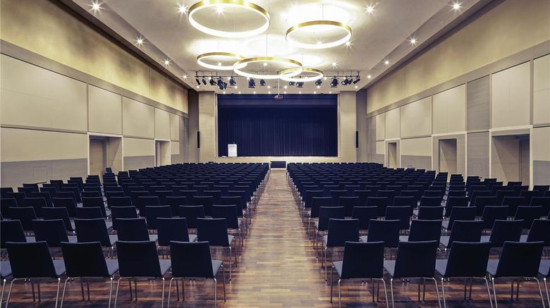 <b>Mercure Hotel Dortmund Messe & Kongress Meeting</b>. Images powered by <a href="https://iceportal.shijigroup.com/" title="IcePortal" target="_blank">IcePortal</a>.