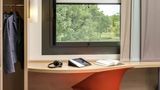 Ibis Montceau Les Mines Suite