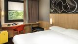 Ibis Montceau Les Mines Suite