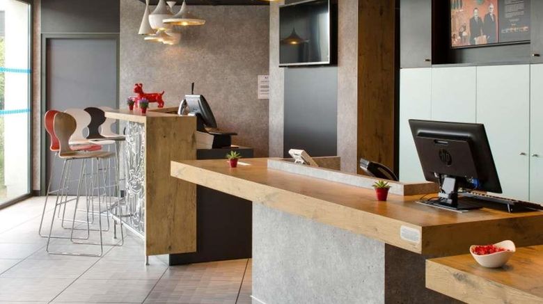 <b>Ibis Montceau Les Mines Exterior</b>. Images powered by <a href="https://iceportal.shijigroup.com/" title="IcePortal" target="_blank">IcePortal</a>.