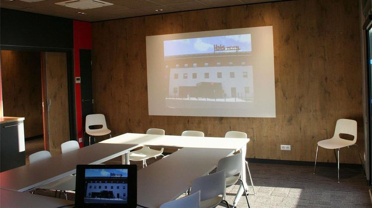 Ibis Montceau Les Mines Meeting