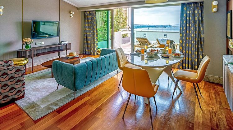 The Artisan Istanbul MGallery Suite