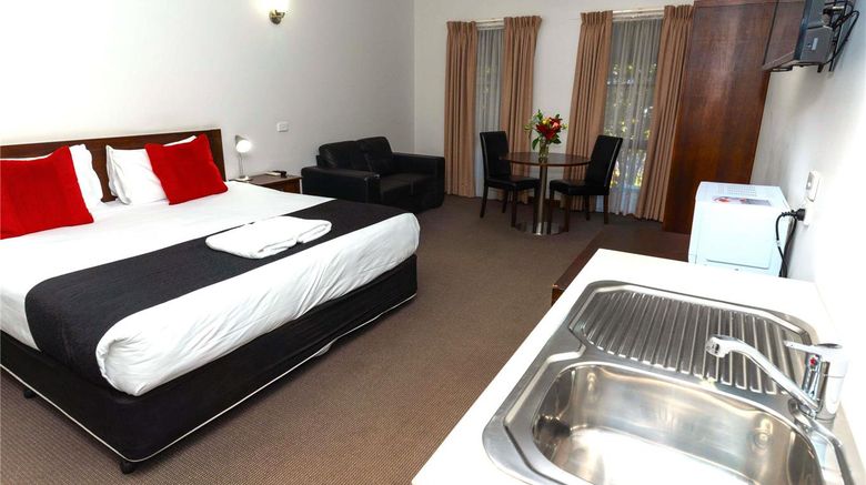 <b>Mercure Port of Echuca Motel Room</b>. Images powered by <a href="https://iceportal.shijigroup.com/" title="IcePortal" target="_blank">IcePortal</a>.