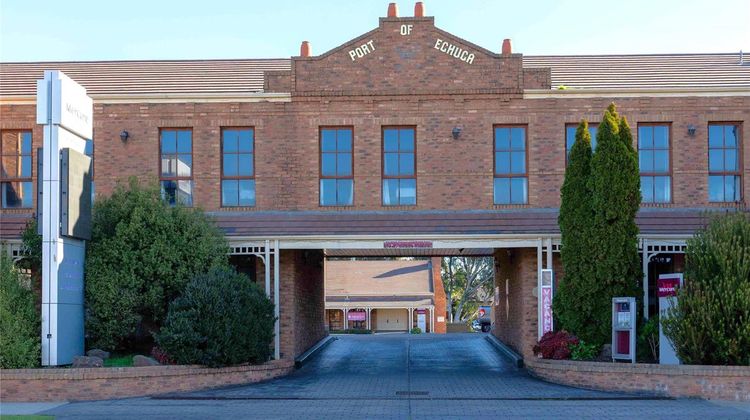 Mercure Port of Echuca Motel Exterior