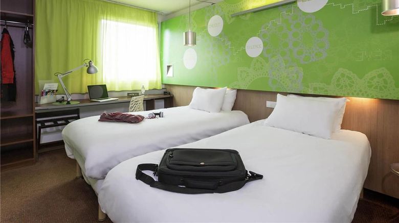 <b>Hotel Ibis Styles Bethune Bruay Room</b>. Images powered by <a href="https://iceportal.shijigroup.com/" title="IcePortal" target="_blank">IcePortal</a>.