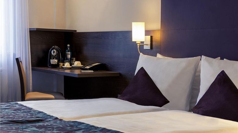 <b>Mercure Hotel Frankfurt City Messe Room</b>. Images powered by <a href="https://iceportal.shijigroup.com/" title="IcePortal" target="_blank">IcePortal</a>.