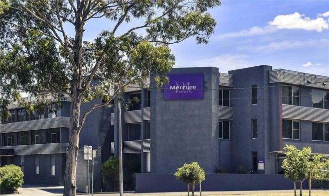 Mercure North Melbourne Exterior